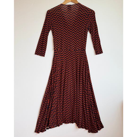 Agnes and Dora Chevron Print Midi Dress Size Extra Small Blue Red Pockets - Picture 2 of 14